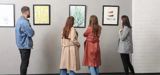 What To Wear To An Art Exhibition