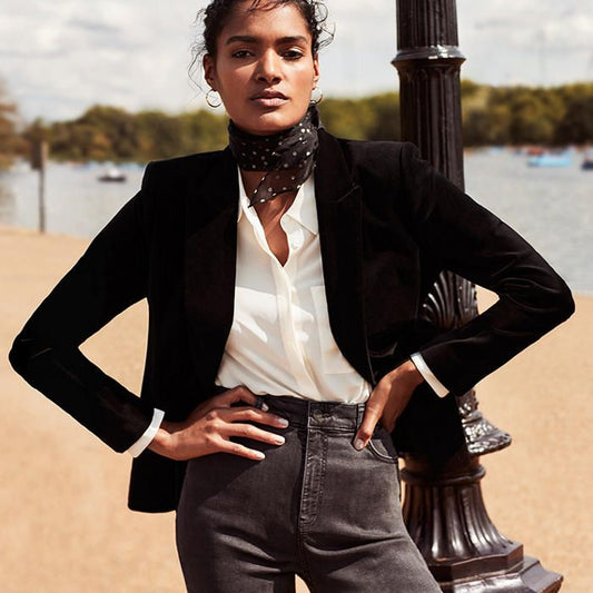 How To Style A Black Velvet Blazer