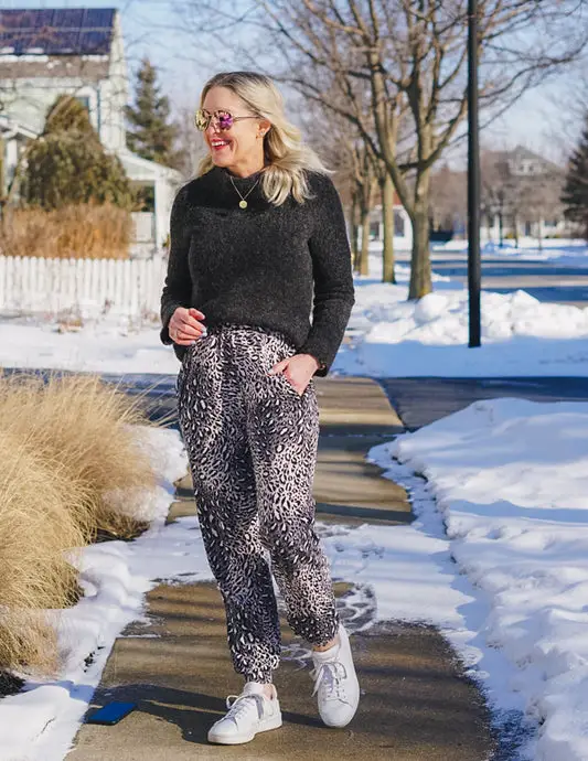 How To Style Joggers In Winter