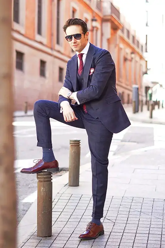 How To Style Burgundy Shoes