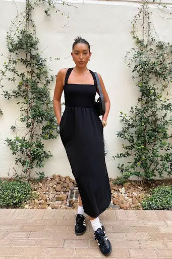 How To Style A Black Maxi Dress