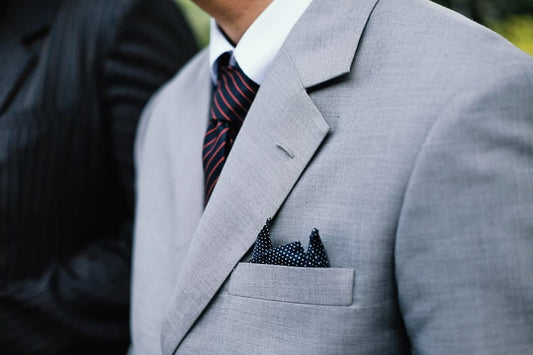 What Colour Tie Would Go With A Grey Suit
