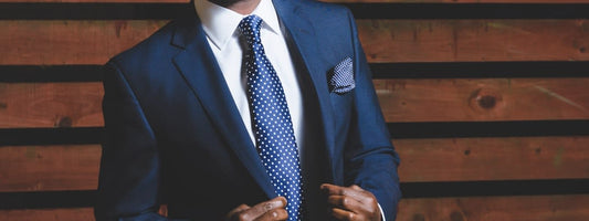 What Colour Tie Would Go With A Light Blue Suit