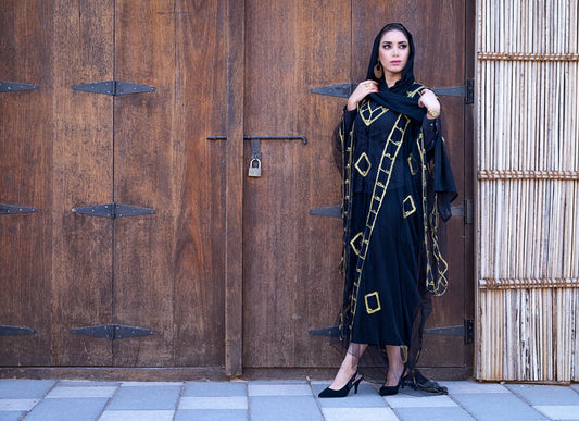What Shoes To Wear With Abaya In Winter