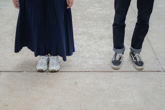 What Shoes To Wear With Jean Skirt