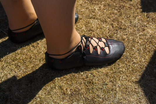 What Shoes To Wear With Lace Up Ankle Brace