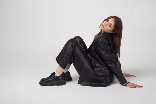 What Shoes To Wear With Leather Jacket Men
