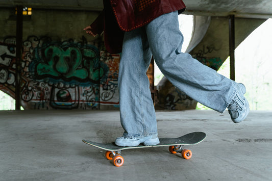 What Shoes To Wear With Low Rise Baggy Jeans