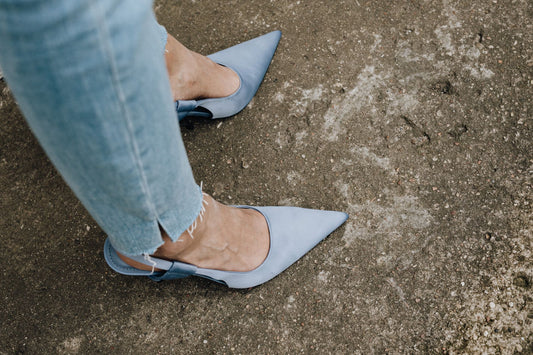 What Shoes To Wear With Mum Jeans