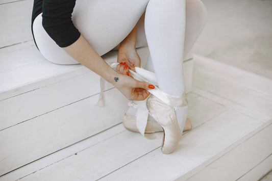 What Shoes To Wear With Opaque Tights