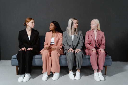 What Shoes To Wear With Pink Suit