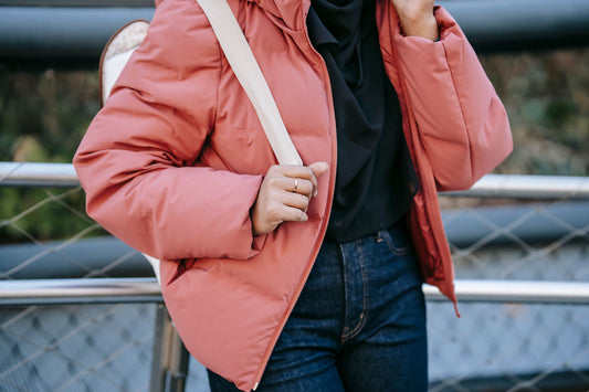 What Shoes To Wear With Puffer Jacket