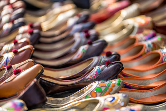 What Shoes To Wear With Punjabi Suit