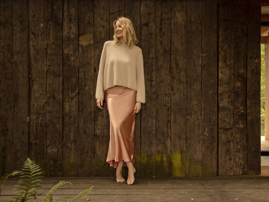 What Shoes To Wear With Silk Skirt