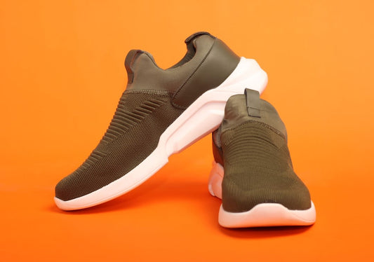 What Shoes To Wear With Smart Joggers