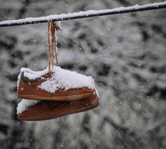 What Shoes To Wear With Snow Pants