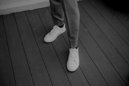 What Shoes To Wear With White Trousers